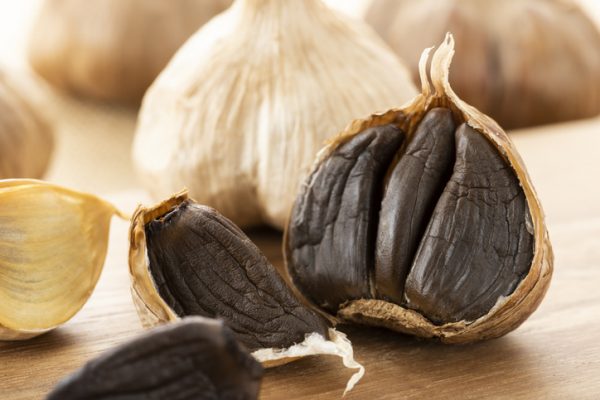 7 Good Reasons to Use Black Garlic